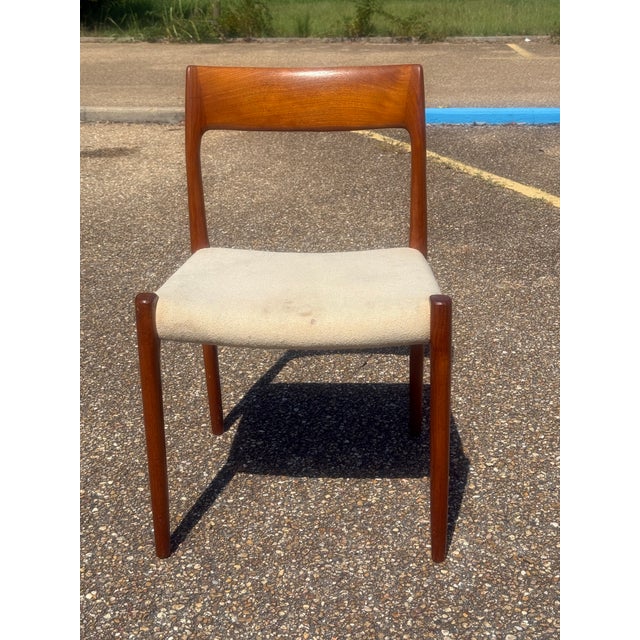 1960s Ansager Møbler Teak Dining Table and Set of Møller 77 Dining Chairs - Set of 5 For Sale - Image 9 of 12