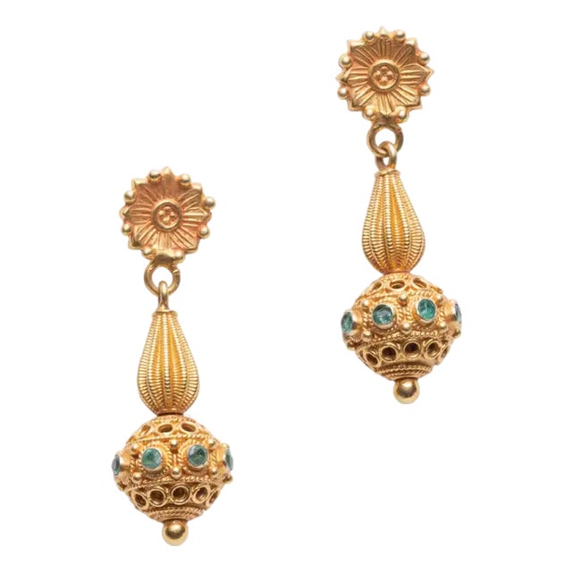 Late 20th Century Pair of 22k Gold and Emerald Drop Earrings For Sale