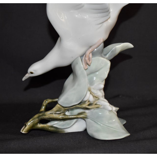 Ceramic Lladro Turtle Dove Figurine 4550 Glossy Porcelain White Bird Spain Vintage For Sale - Image 7 of 14