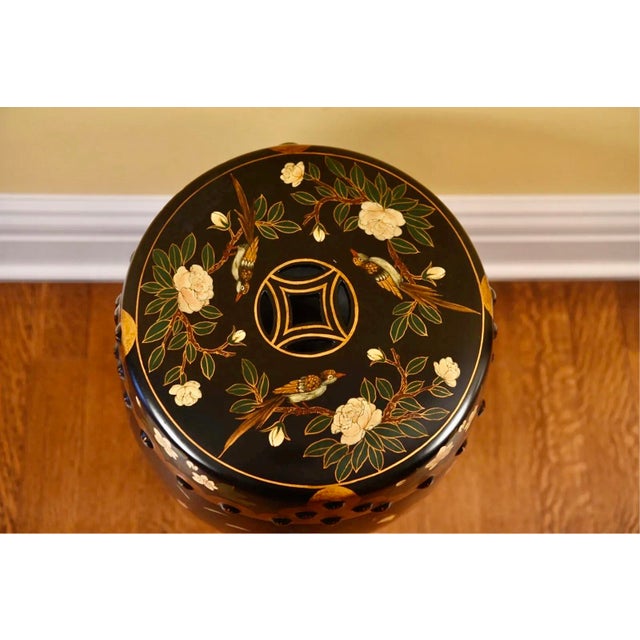 Late 20th Century Vintage Chinese Barrel-Form Ceramic Garden Stool For Sale - Image 5 of 6