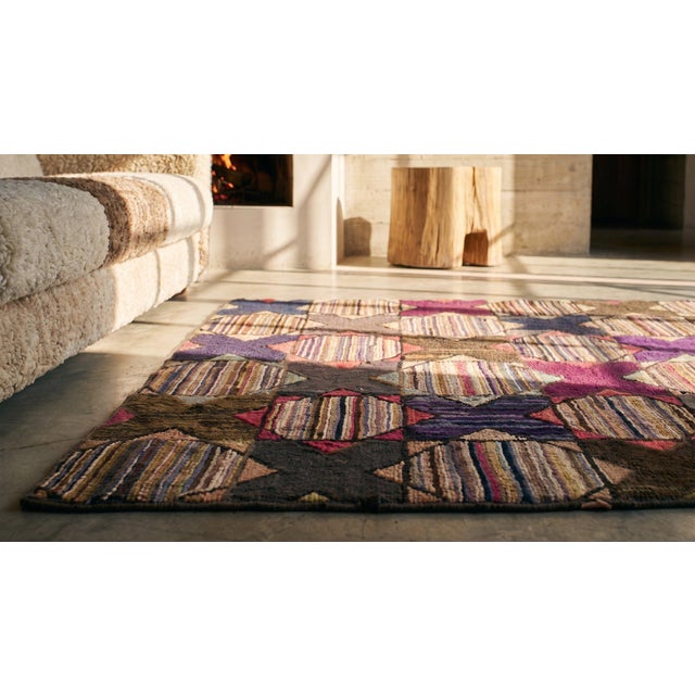 Textile 1880s Multicolor Geometric Folk Art Antique American Hooked Rug 4'6" X 6' Handknotted Wool Carpet For Sale - Image 7 of 8