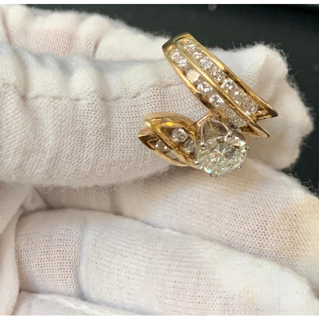Transparent 1.5 Carat Solitaire Round Shape 2.5 Total Diamond Engagement 14 Yellow Gold Ring For Sale - Image 8 of 18