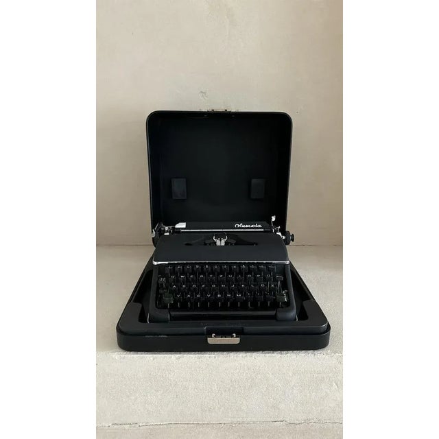 Vintage Model SM2 Olympia Typewriter, 1930s For Sale - Image 11 of 12