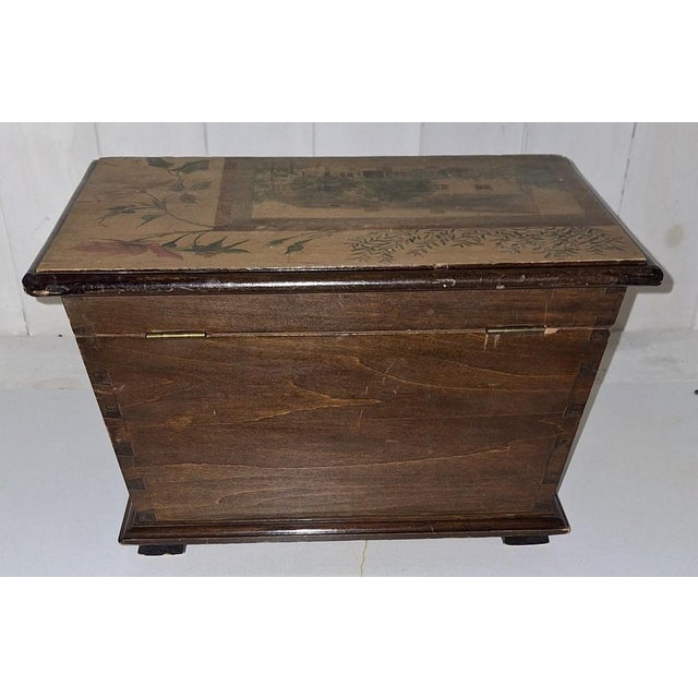 Antique Handmade German Lidded Chest in Stained and Colored Maple Wood, 1910 For Sale - Image 6 of 10