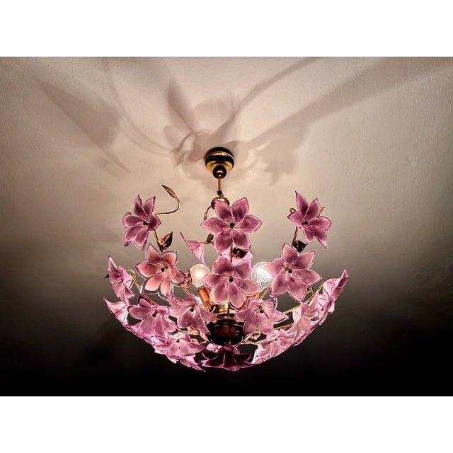 1980s Italian Style Hand-Painted Pink and Purple Murano Glass Floral Chandelier - 4-Light⁠ For Sale - Image 17 of 18