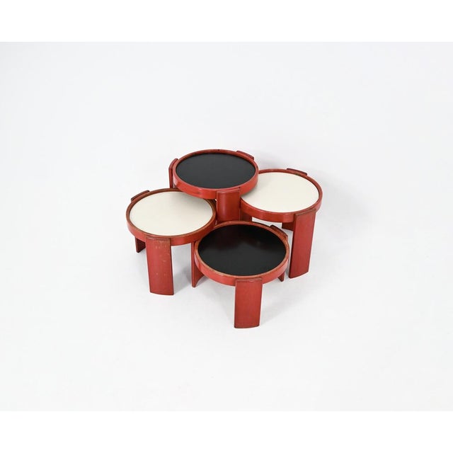 Cassina Model 780 Nesting Tables by Gianfranco Frattini for Cassina, 1960s, Set of 4 For Sale - Image 4 of 14