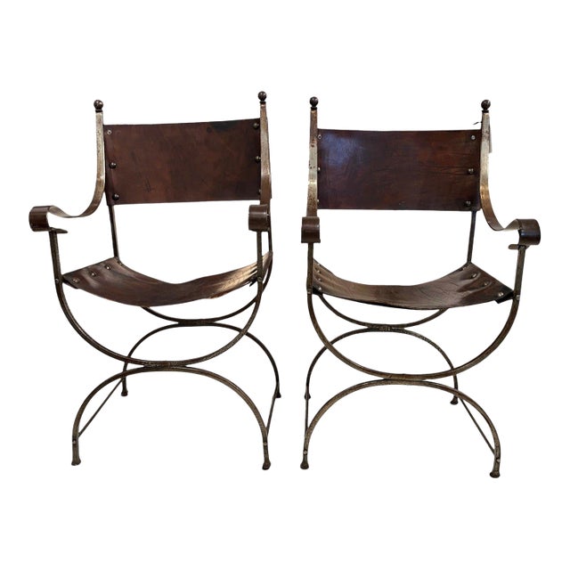 Early 20th Century Pair of Savonarola Style Chairs For Sale
