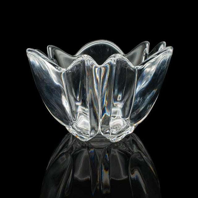 This is a vintage lily shaped bowl. A Swedish, art glass potpourri dish by Orrefors, dating to the late 20th century,...
