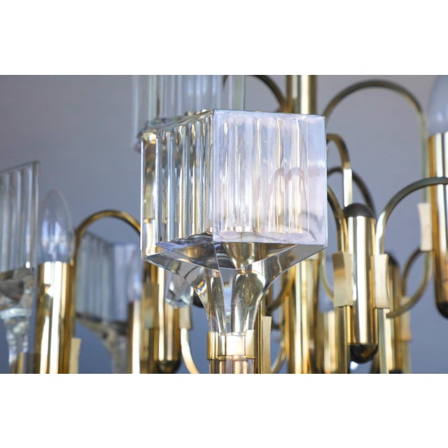 Vintage Brass and Crystal 9-Light Chandelier by Gaetano Sciolari for Sciolari, 1970s For Sale - Image 9 of 18
