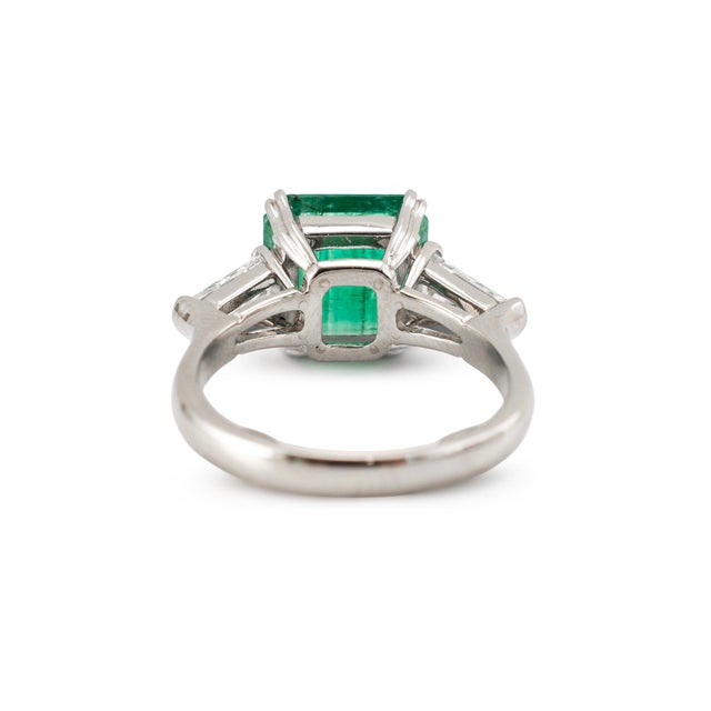Vintage Platinum 4.35ctw Gia Green Emerald Diamond Three Stone Cocktail Ring, Size 4.25 For Sale In Houston - Image 6 of 9