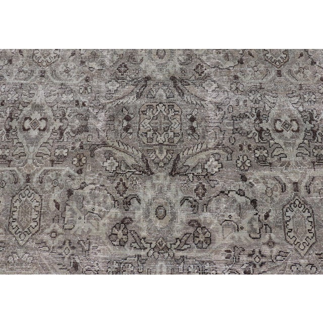 Ivory Antique Persian Sultanabad Rug With Timeless Medallion Design 10'1 X 13'5 For Sale - Image 8 of 12