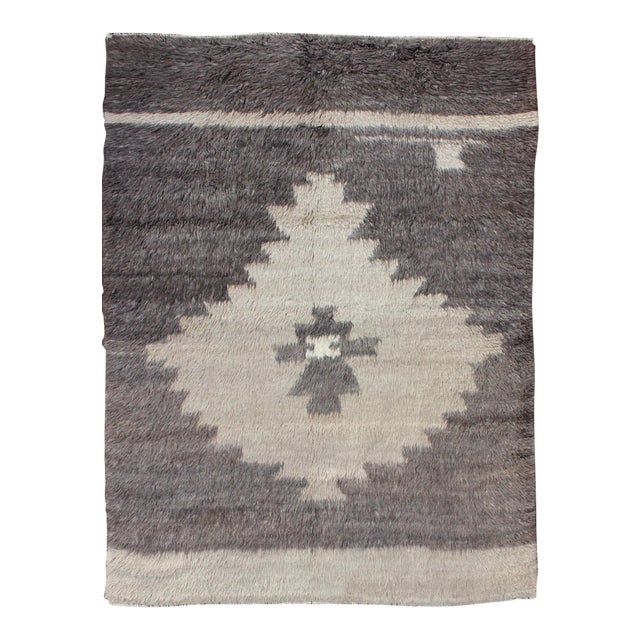 Minimalist & Modern Design Turkish Tulu Vintage Rug With Multi-Layered Medallion For Sale