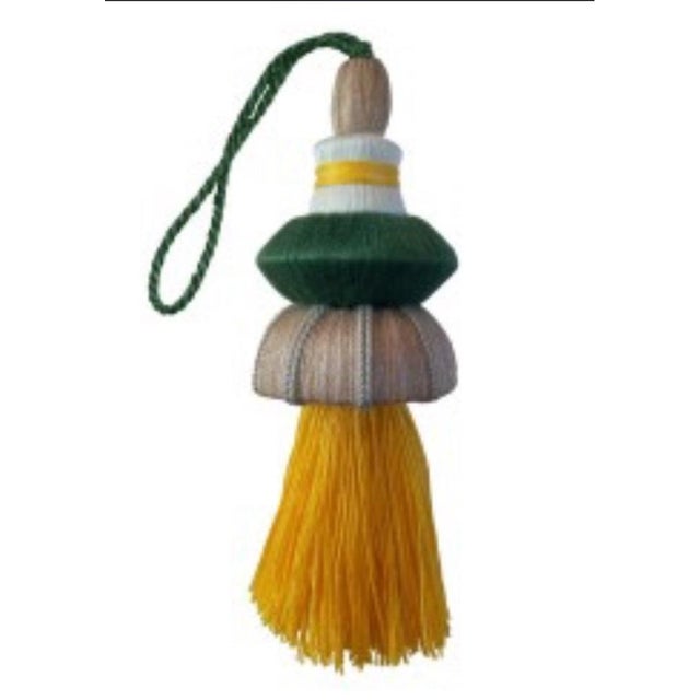 Furniture Bow Nappina in Green and Yellow Cotton by Miho, in New conditions. Designed from 2000 Labeled by Maker