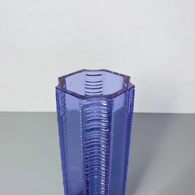 Glass Mid-Century Modern Italian Alexandrite Vase with Irregular Shape, 1960s For Sale - Image 7 of 8