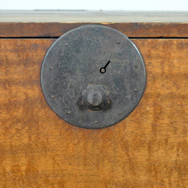 Japanese Tansu Chest of Drawers, 1890s For Sale - Image 9 of 17