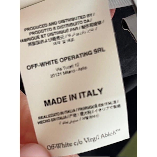 Vintage Virgil Abloh Off-White Crossbody/Shoulder Bag, Made in Italy, Adjustable Straps For Sale - Image 9 of 12