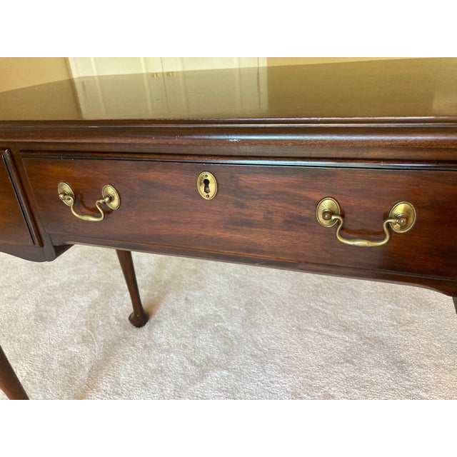 1970s Henkel Harris Queen Anne Solid Mahogany Writing Desk- Hotel duPont Provenance For Sale - Image 11 of 13