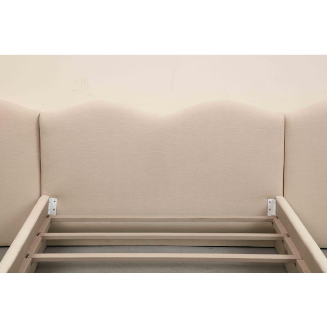 Modern Upholstered Linen Queen Bed With Scalloped Headboard