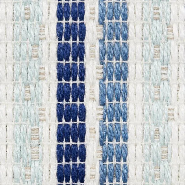 It's hard to believe that natural, stylish linen can be weatherproof, but this appealing small-scale stripe is just that....