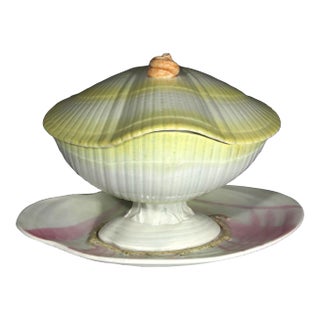 Wedgwood Pearlware Nautilus Sauce Tureen, Cover and Stand in Yellow and Pink Circa 1800–1815 For Sale