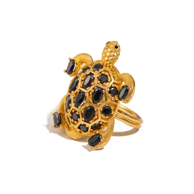 Metal Protective Turtle Black Onyx & Gold Chunky Adjustable Ring, Size 8 For Sale - Image 7 of 7
