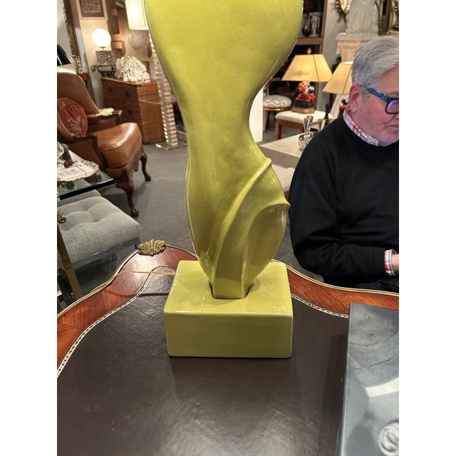 Modern 1950s Designer Marianna Von Allesch Chartreuse Table Lamp For Sale - Image 3 of 10