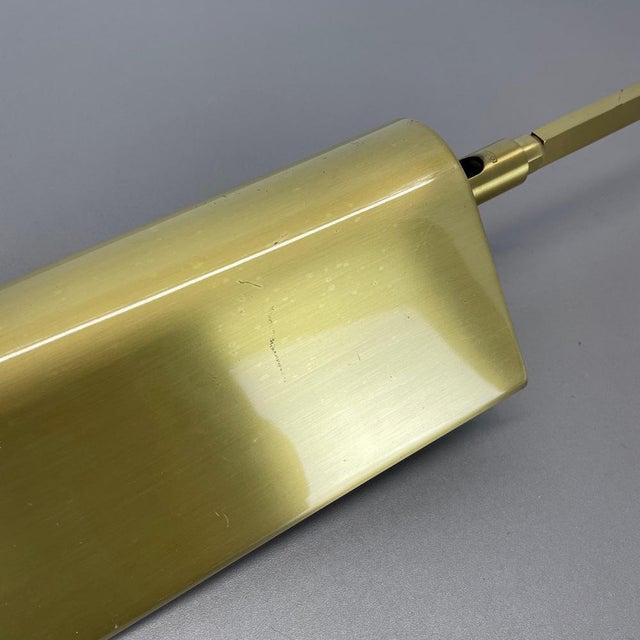 Large Swing Arm Brass & Acrylic Glass Wall Light in the style of Stilnovo, Italy, 1970s For Sale - Image 6 of 18