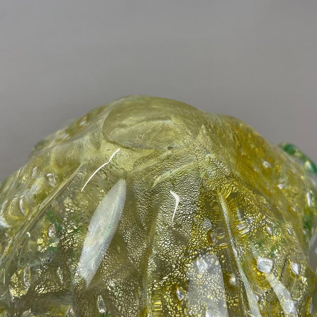 Murano Glass Flakes Bowl or Ashtray attributed to Barovier & Toso, Italy, 1970s For Sale - Image 16 of 17