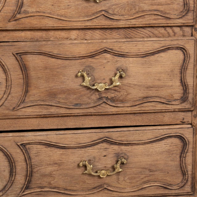 18th Century French Bleached Oak Chest of Three Drawers For Sale - Image 11 of 18