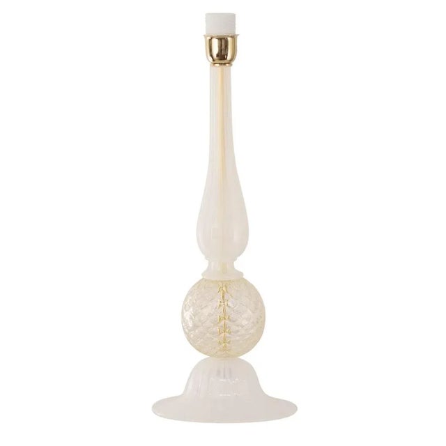 Silk White Murano Glass Table Lamp with Gold Leaf Decor, Italy, 1980s For Sale - Image 10 of 10