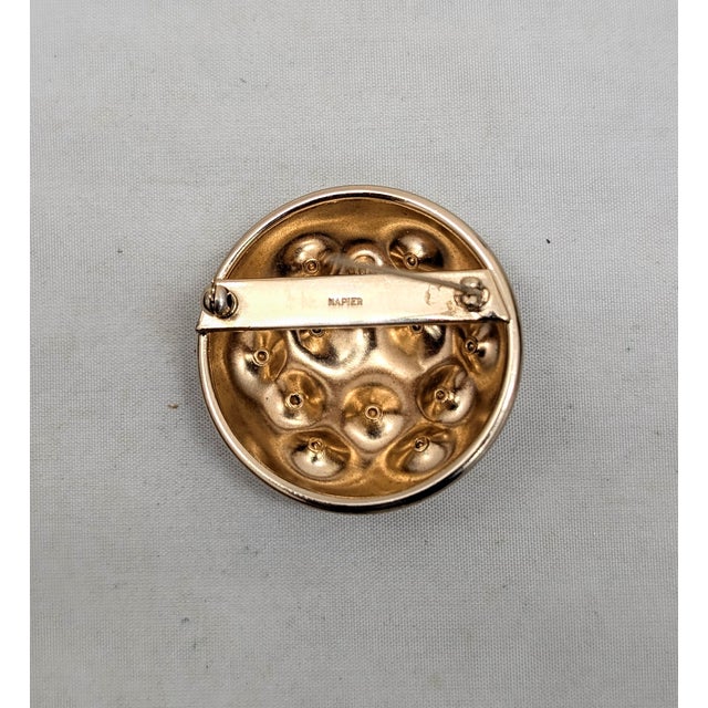 Metal Vintage Signed Napier Textured Goldtone Round Domed Faux-Emerald Studded Brooch For Sale - Image 7 of 7