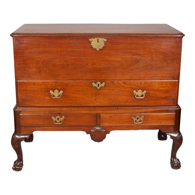 Late 18th Century Irish Georgian Mahogany Blanket Chest For Sale