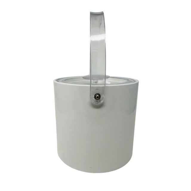 1970s Signed Georges Briard Mid-Century White Vinyl & Lucite Ice Bucket With 22k Gold Hallmark For Sale - Image 5 of 13