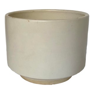 Vintage Mid Century Bone White Ceramic Planter by Gainey For Sale