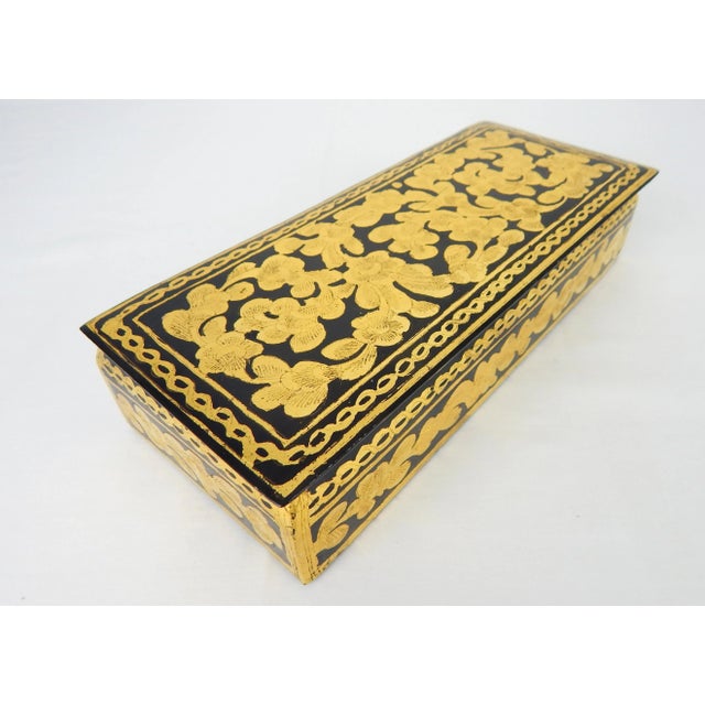 1960s Vintage Black & Gold Lacquer Burmese Box For Sale In Orlando - Image 6 of 12