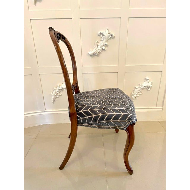 19th Century Antique Victorian Walnut Carved Balloon Back Dining Chairs, 1850, Set of 6 For Sale - Image 5 of 9