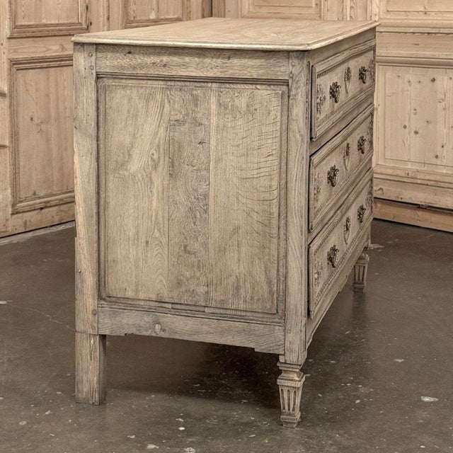 18th Century Liégeois Country French Louis XVI Stripped Commode For Sale - Image 13 of 18