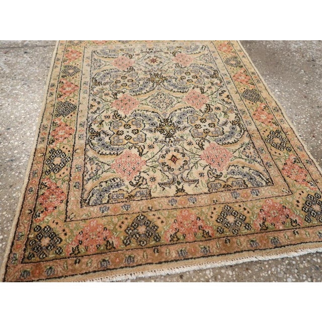 Galerie Shabab Collection Early 20th Century Turkish Sivas Rug For Sale In New York - Image 6 of 8