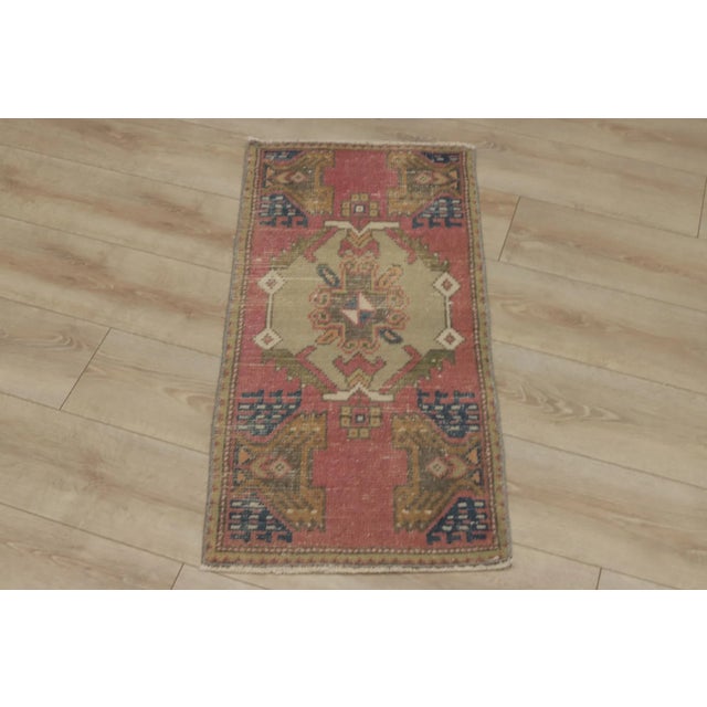 1970s Turkish Vintage Geometric Wool Oushak Doormat Rug For Sale - Image 9 of 9