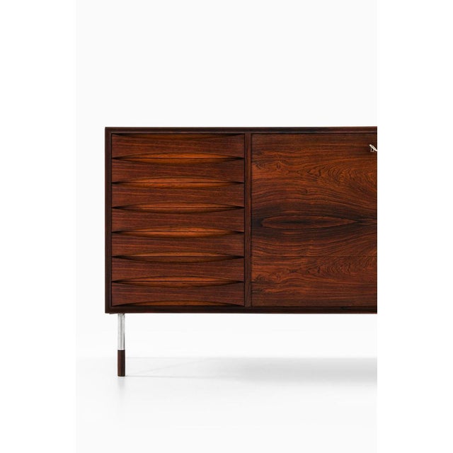 Arne Vodder Sideboard in Rosewood and Steel attributed to Arne Vodder, 1950s For Sale - Image 4 of 10