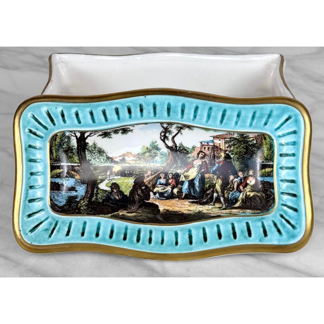 Vintage Capodimonte Italian Rococo Porcelain Jewelry Dresser Box W/ Lid For Sale - Image 11 of 13