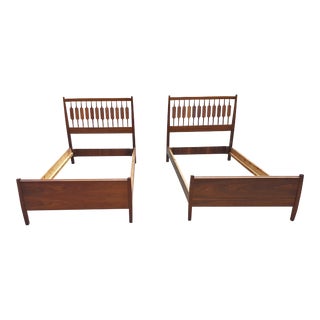 Drexel 1980s Kipp Stewart Twin Bedframes - Set of 2 For Sale
