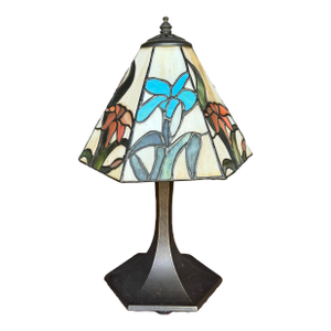 Art Nouveau Stained Glass Floral Table Lamp