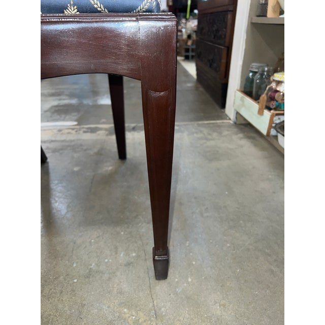 Early 20th Century Dining Chairs Federal Revival Carved Mahogany Shield-Back - Set of 4 For Sale - Image 10 of 12