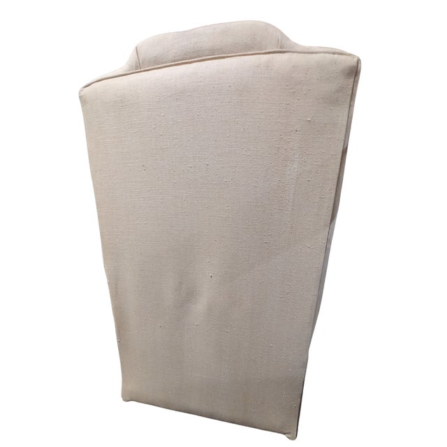 Pair of Vintage Colonial Revival Style Wingback Arm Chairs - Natural Linen For Sale - Image 4 of 7