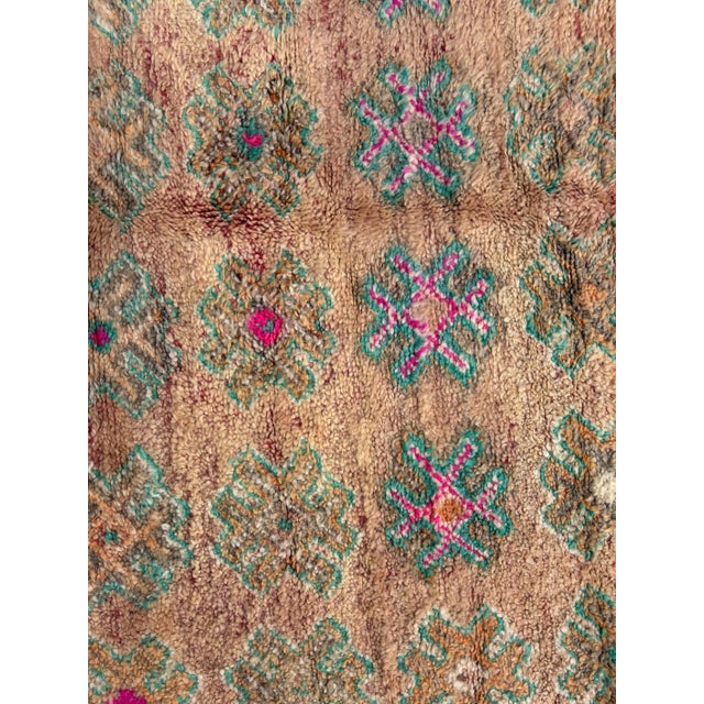 Textile 1980s Boho Chic Moroccan Berber Wool Rug For Sale - Image 7 of 8