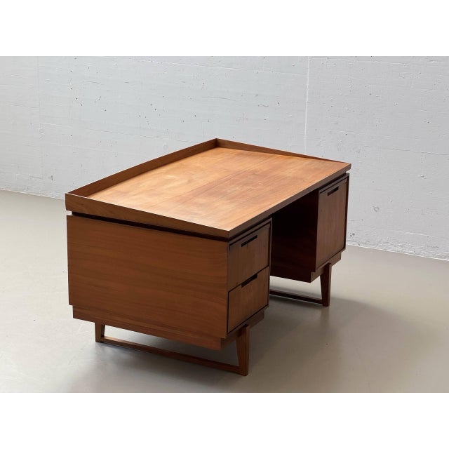 Mid-Century Desk in Walnut, 1960s For Sale - Image 4 of 18