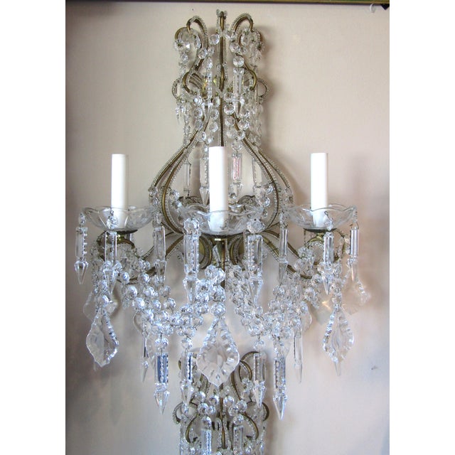 1960s 1960s Matched Pair Vintage Italian Beaded Crystal and Iron Lighted Wall Sconces For Sale - Image 5 of 11
