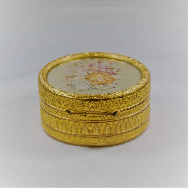Early 20th Century Gilt Petit Point Box For Sale - Image 5 of 7