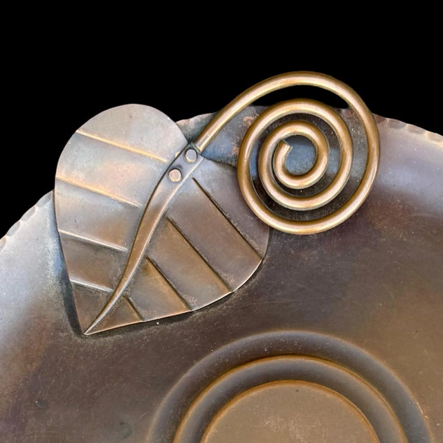 Mid-Century Modern Vintage Francisco Rebajes Mid-Century Modern Hammered Copper Charger Wall Plate W/ Leaf, Marked For Sale - Image 3 of 5